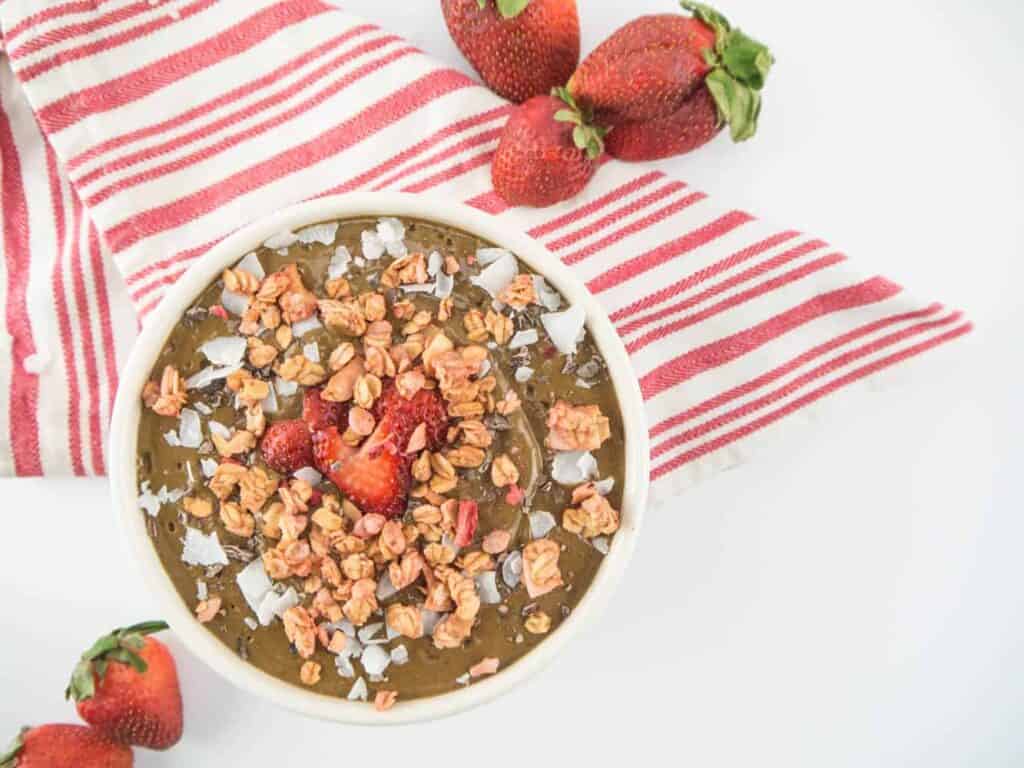 Chocolate Covered Strawberry Smoothie Bowl | Sip + Spice