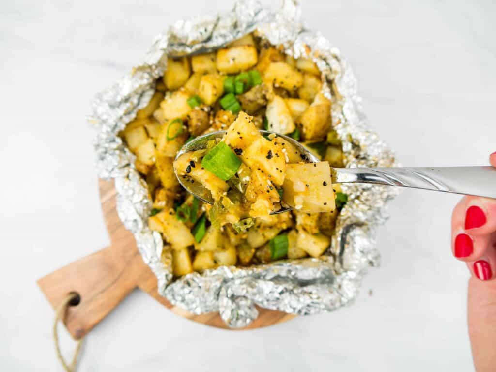 Grilled Everything Bagel Potatoes | Sip + Spice 