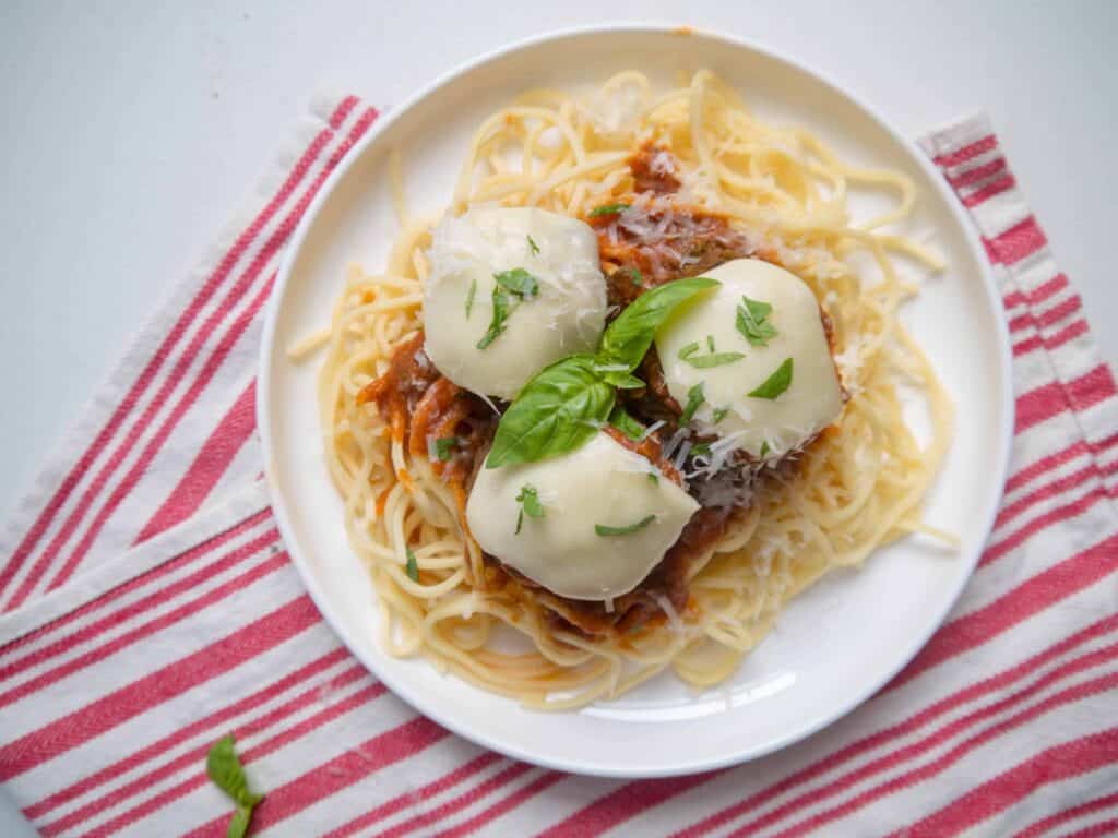 Make-Ahead Veggie Meatballs | Sip + Spice